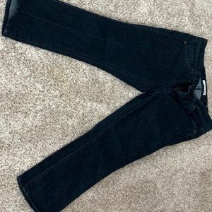 Never worn Capri jeans.